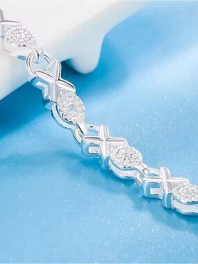 Sterling Silver Crystal Cross-Link Bracelet - Polished Silver